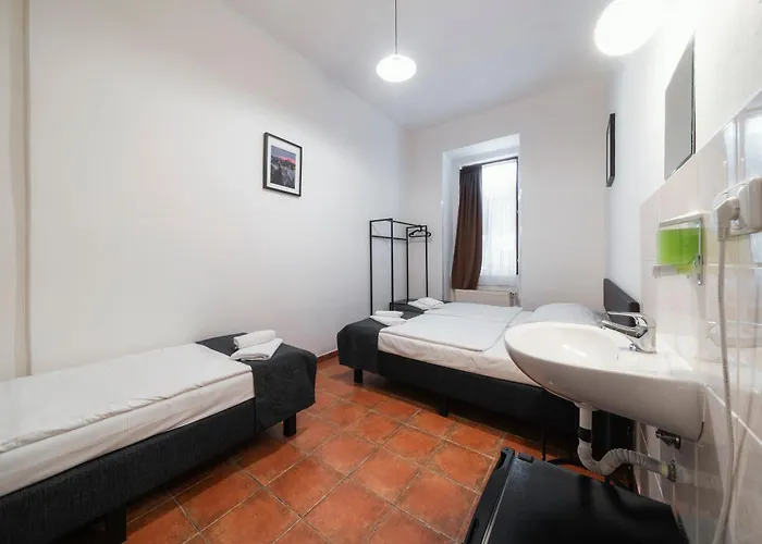 15 Homer Prag